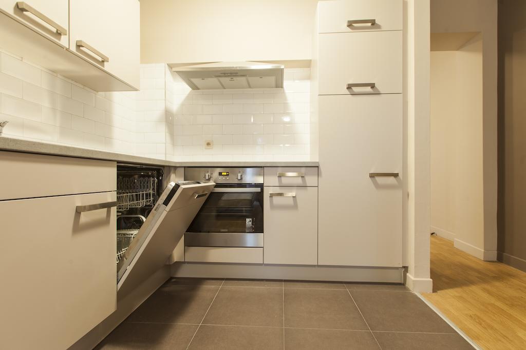 Madou City Center Apartment Брюссель Номер фото