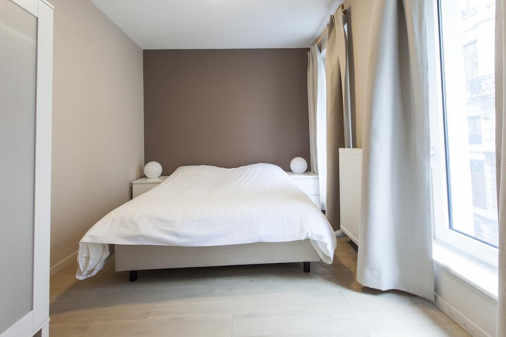 Madou City Center Apartment Брюссель Номер фото