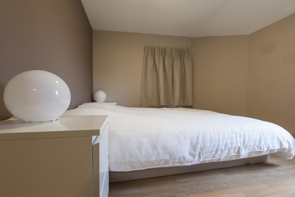 Madou City Center Apartment Брюссель Экстерьер фото